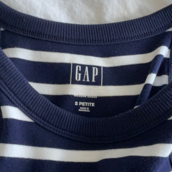 Gap petite stretch dress size small - Picture 4 of 4